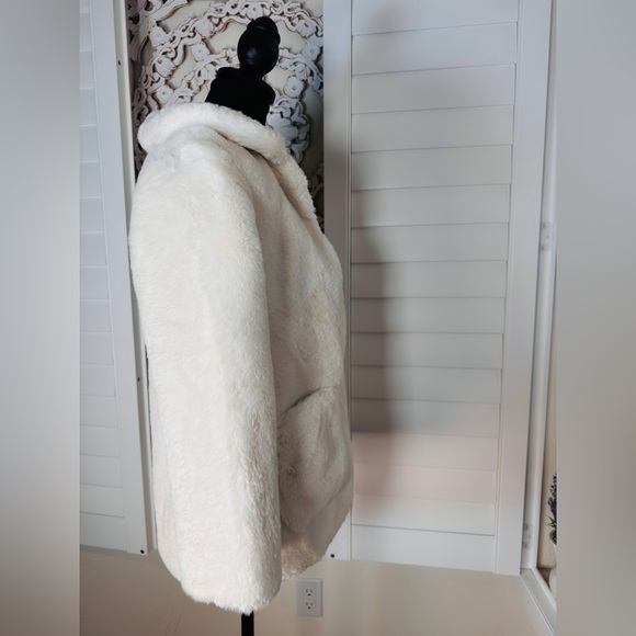 H & M size 9-10Y - Picture 8 of 13